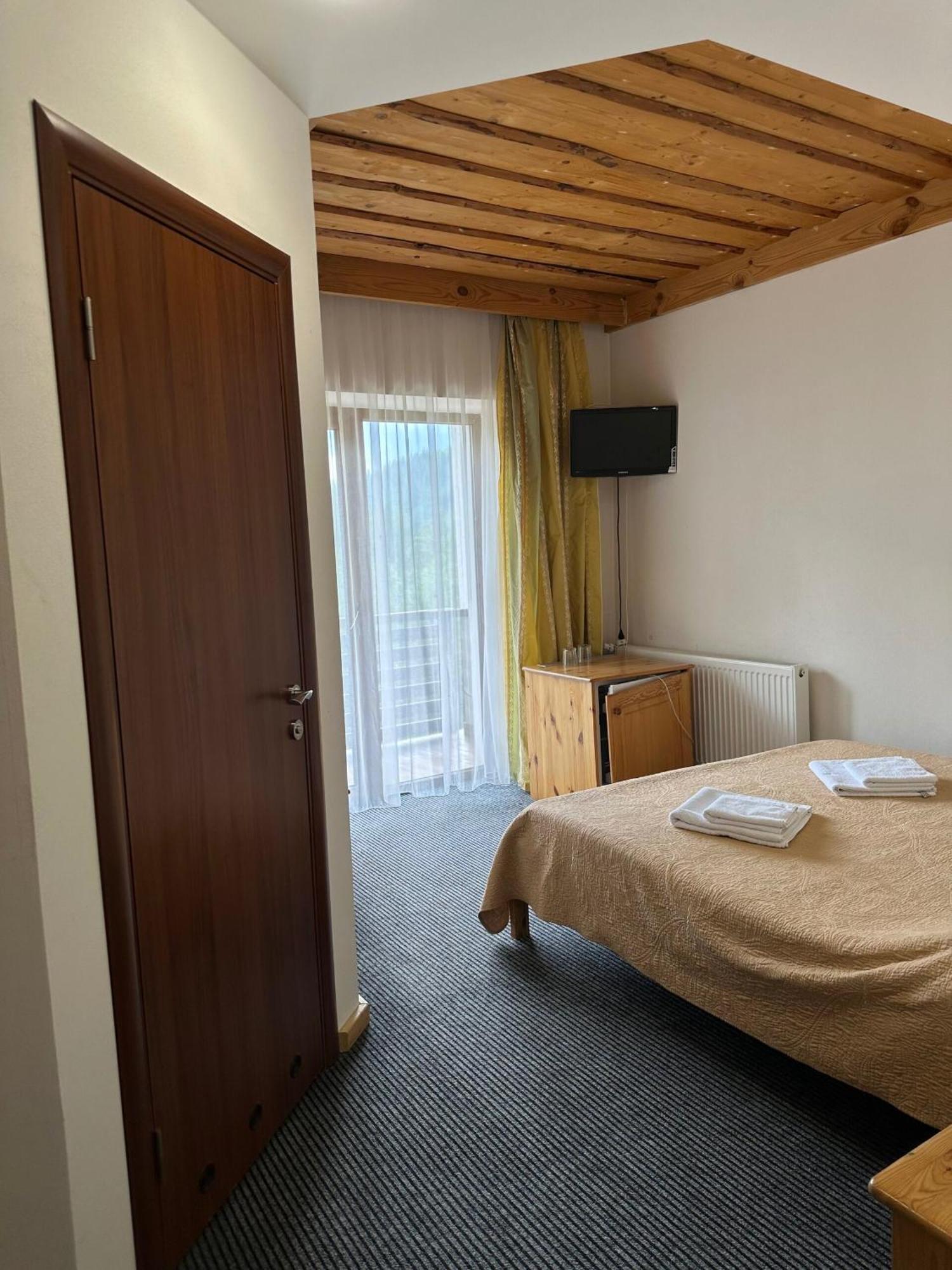 Біля Витягу Slawske Zimmer foto