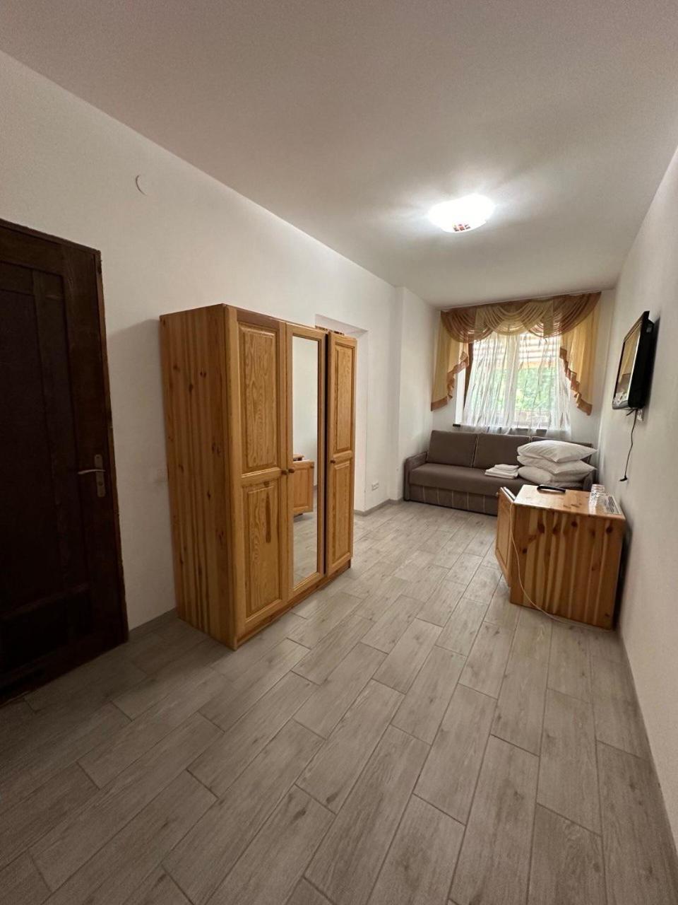 Біля Витягу Slawske Zimmer foto