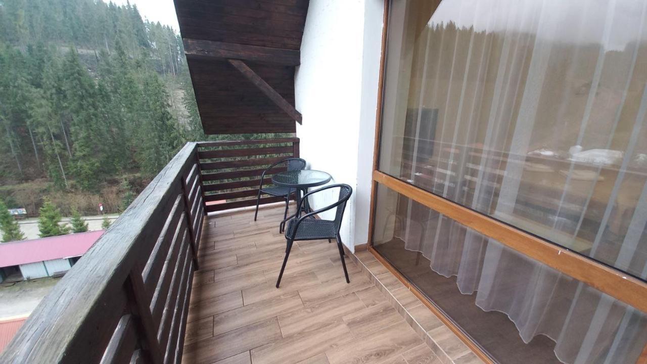 Біля Витягу Slawske Zimmer foto